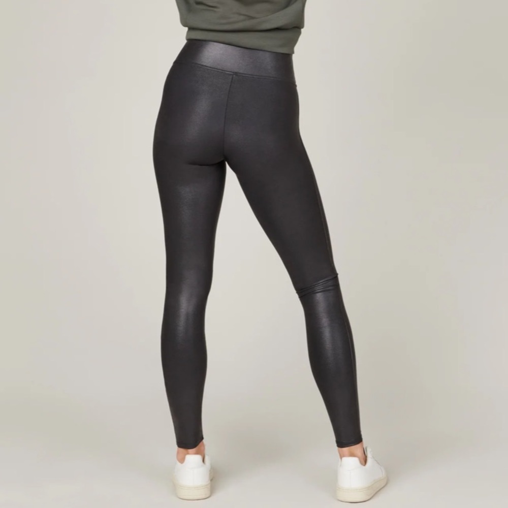 NEW! SPANX Faux leather moto leggings.  Great stretch black - Picture 5 of 5